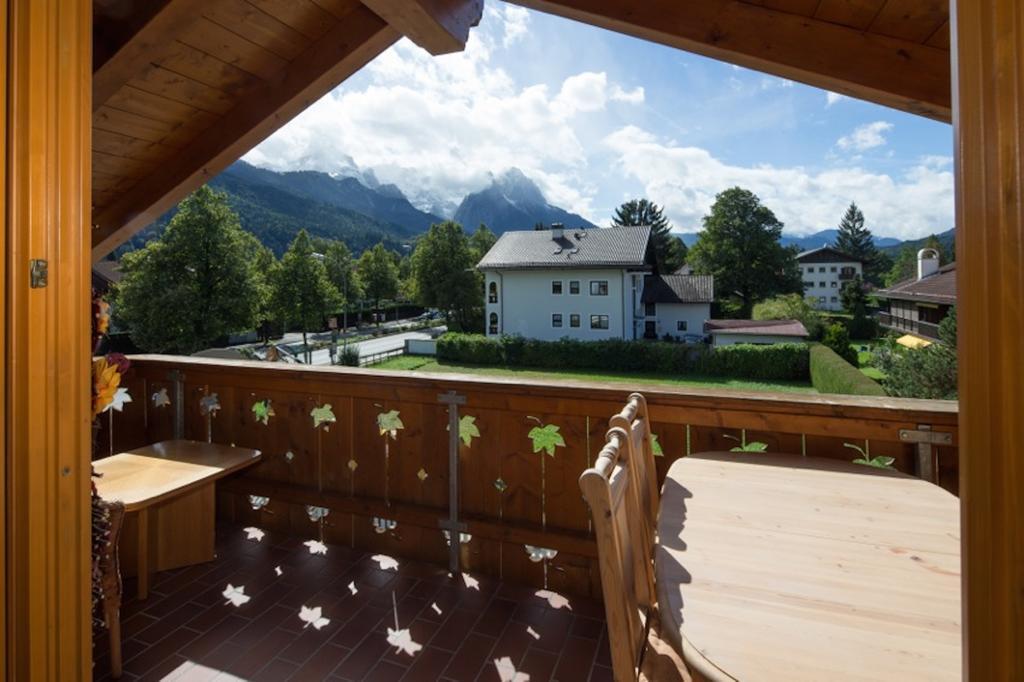 Golden Gapa Penthouse 1 Lägenhet Garmisch-Partenkirchen Exteriör bild